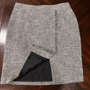 CALVIN KLEIN  Tweed Knee-Length Pencil Skirt, Houndstooth inspired pattern NWOT